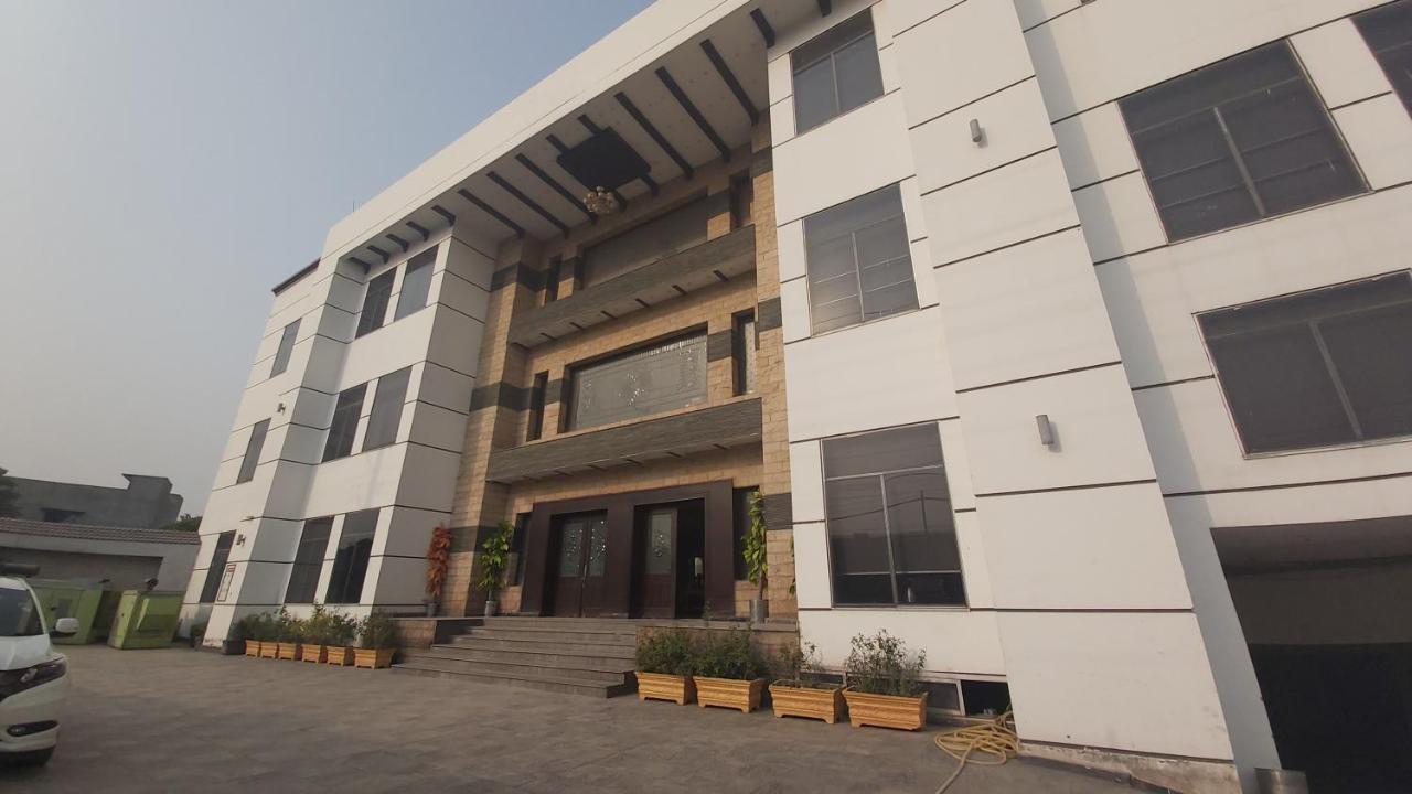 Royaute Luxury Hotel Sialkot Εξωτερικό φωτογραφία